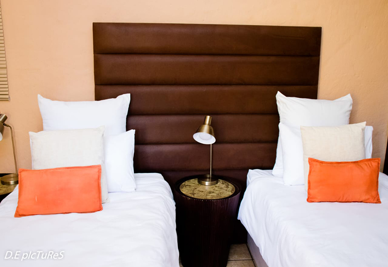 Elegant decor with luxurious finishings