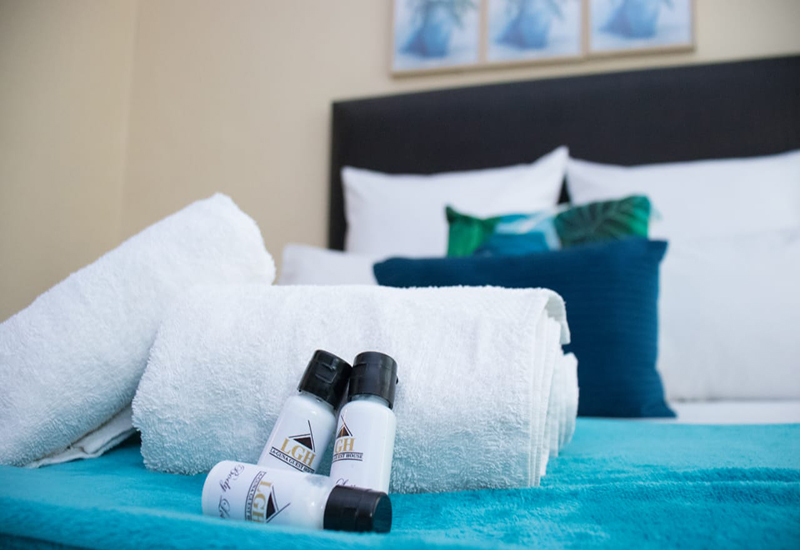 A classy and modern guest room at Laguna Guest House